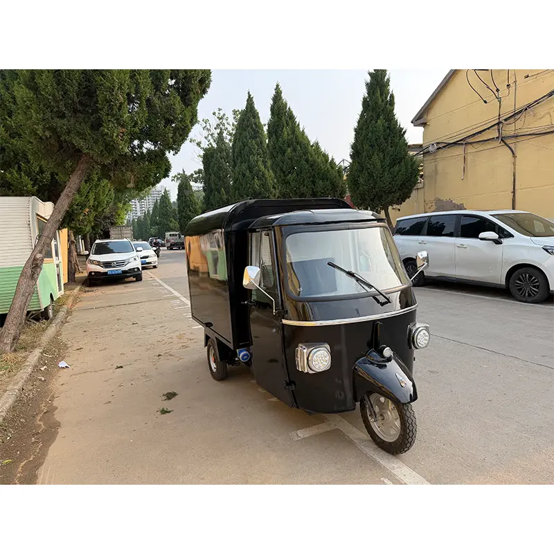 Piaggio elektromos kereskedelmi árusító teherautó